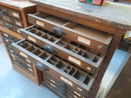 CASSETTIERA da Tipografia 12 cassetti