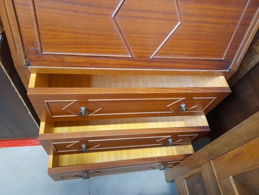 CASSETTIERA geometrica con ribaltina