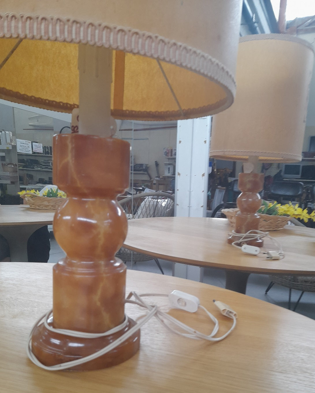 LAMPADA con base in ceramica