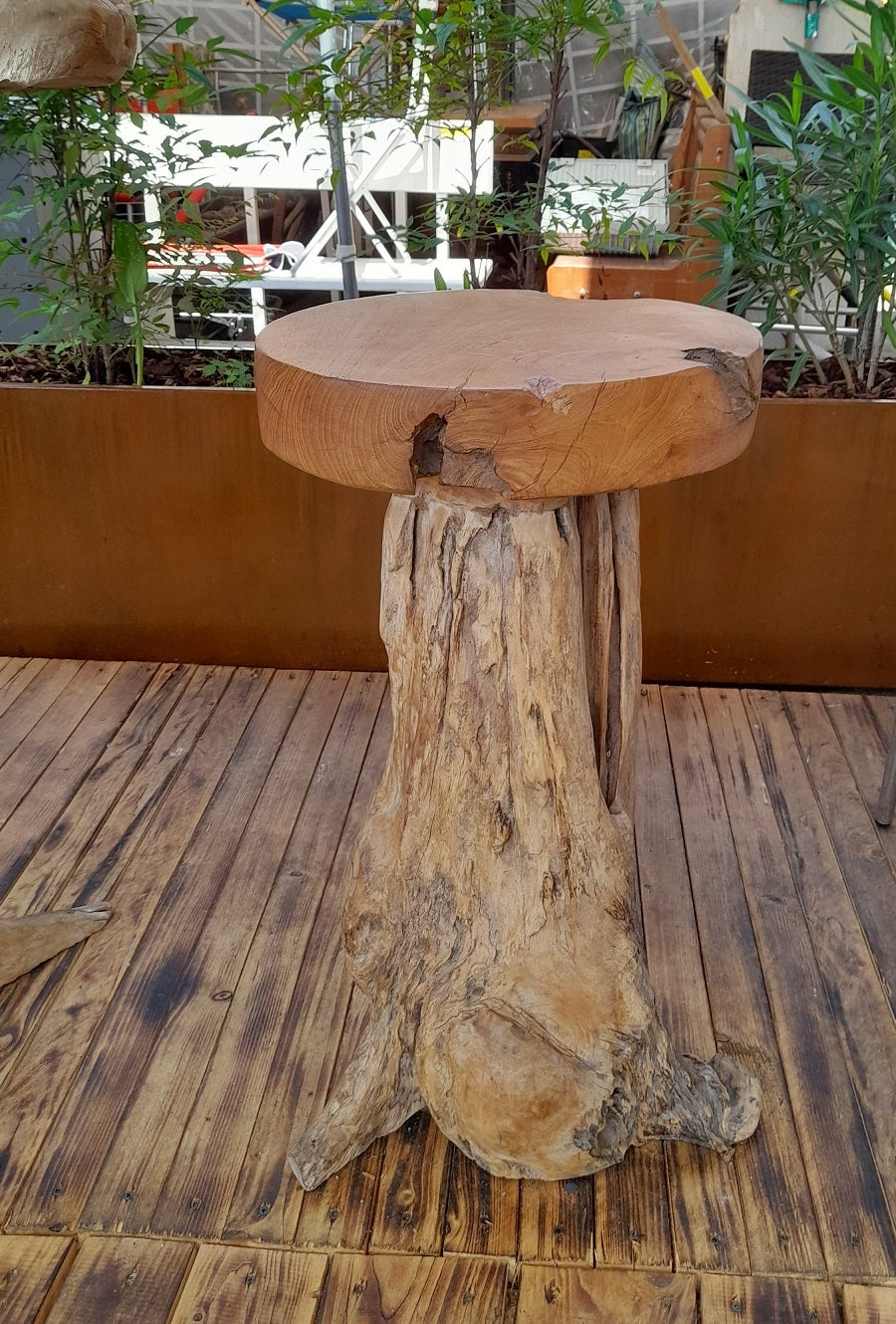 SET tavolo e due sgabelli in legno