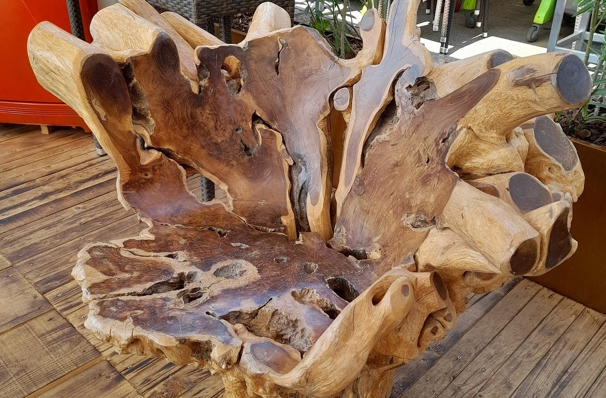 TRONO in legno