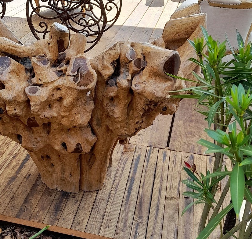 TRONO in legno