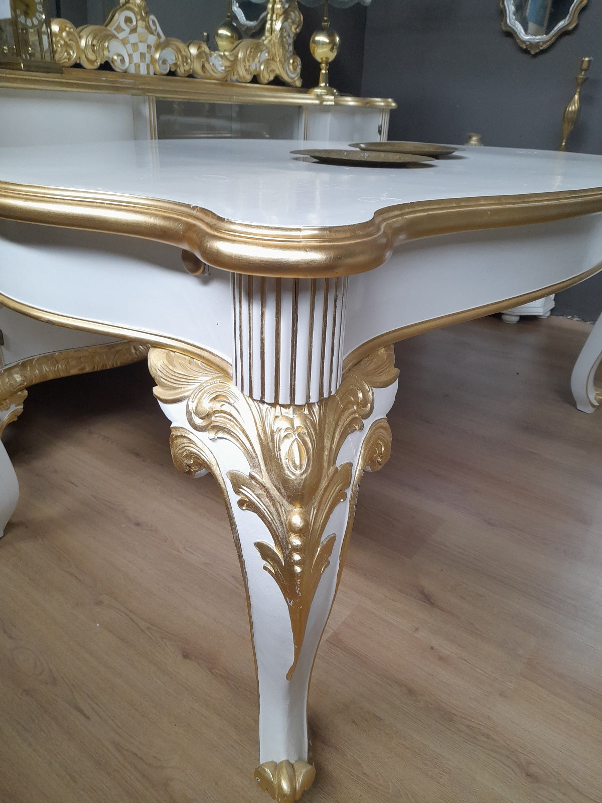 TAVOLO foglia d'oro