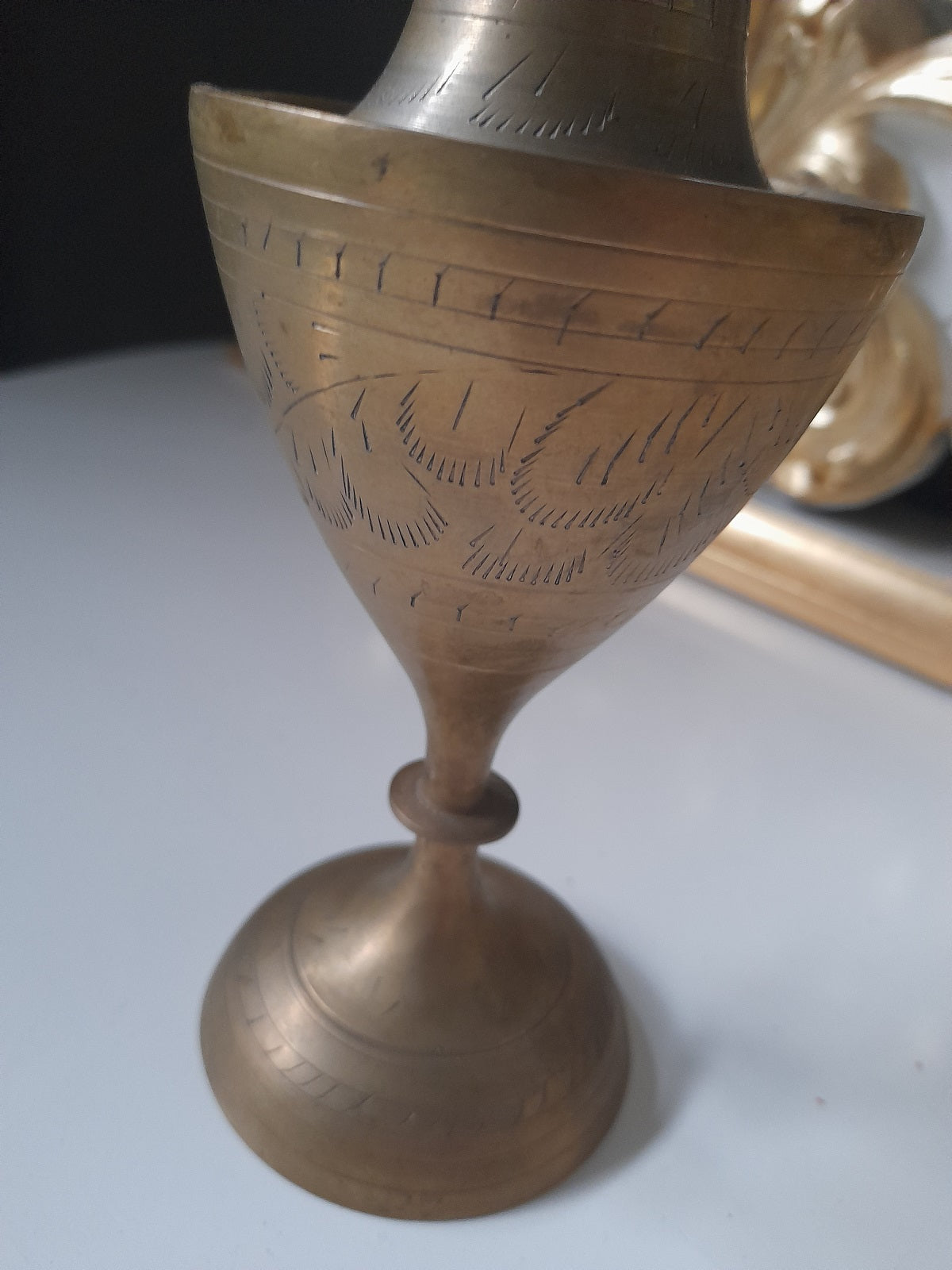VASO in ottone inciso
