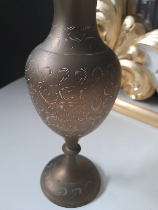 VASO in ottone inciso