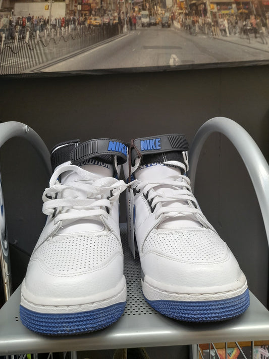 NIKE AIR REVOLUTION White Game Royal