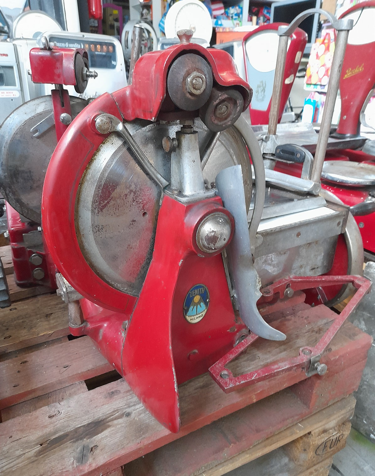 ZENITH MILANO affettatrice a volano