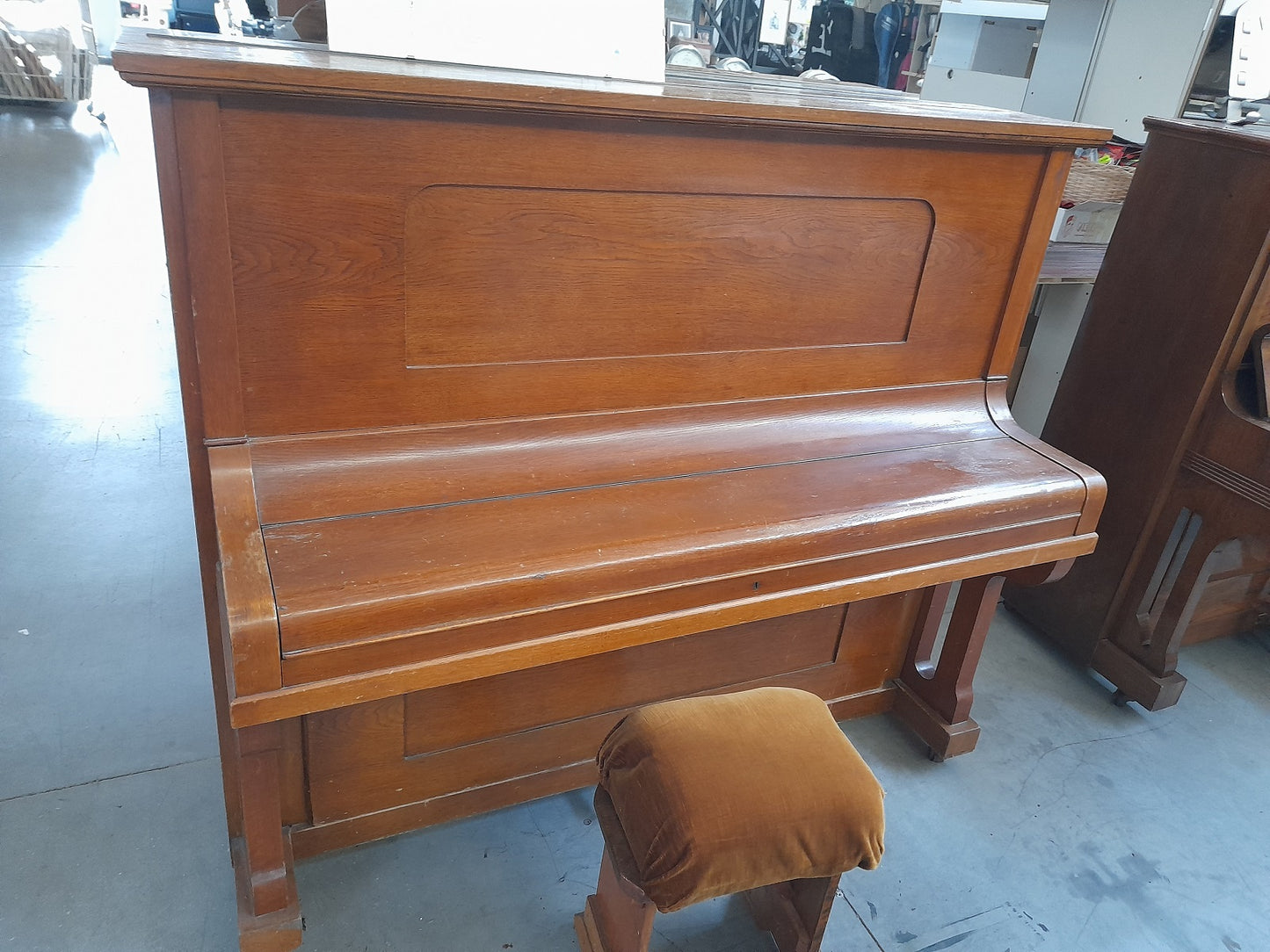 HUTTER pianoforte verticale