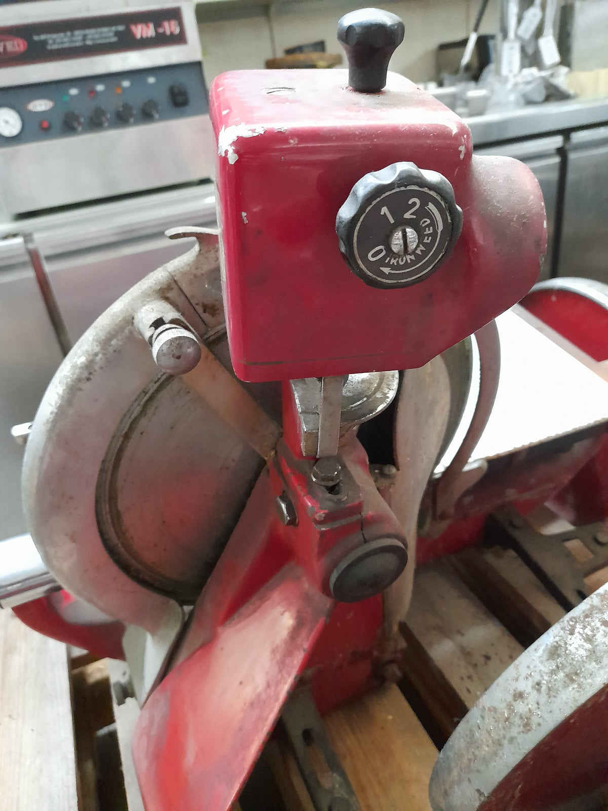 ROTO PAVIA affettatrice a volano