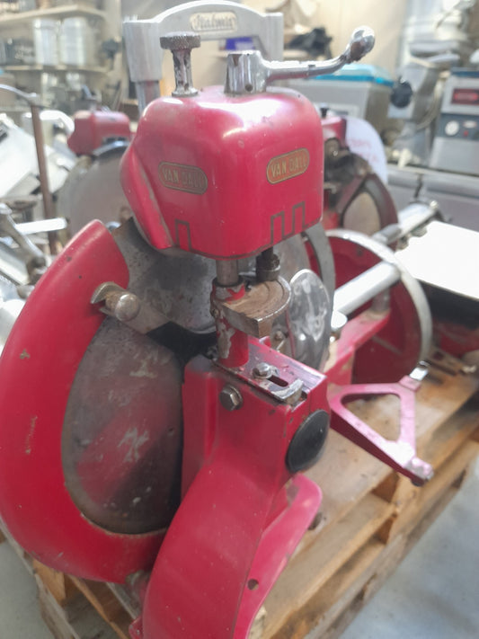 VAN-DALL mod. 50 affettatrice a volano