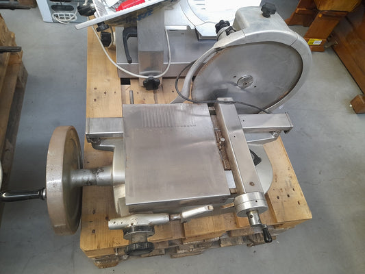 ITALIANA MACCHI affettatrice a volano