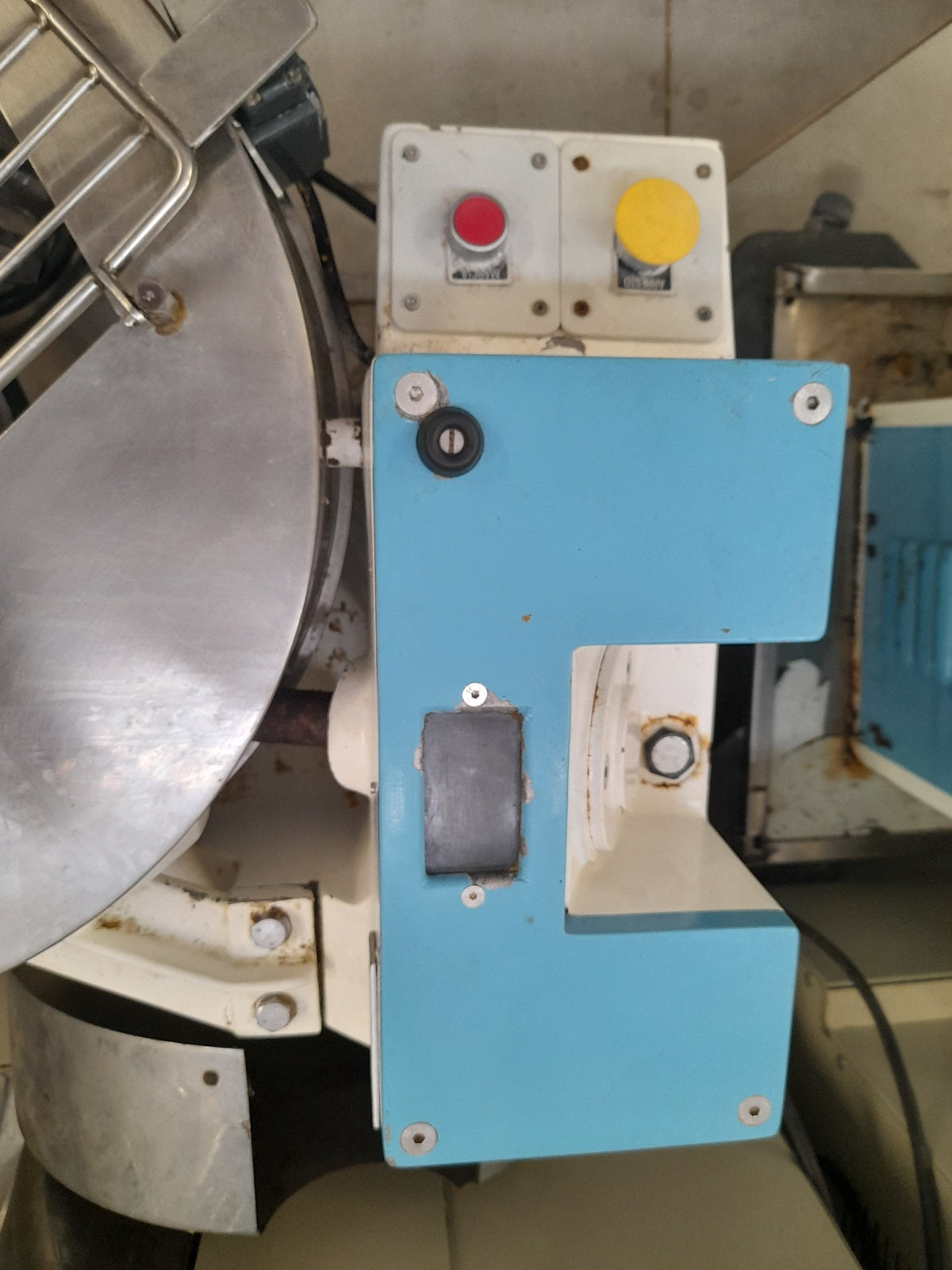 SADES impastatrice professionale