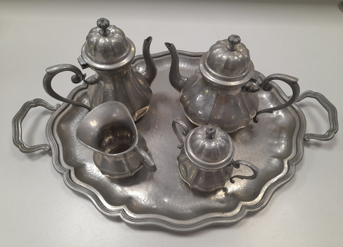 SERVIZIO da tea/caffè in peltro