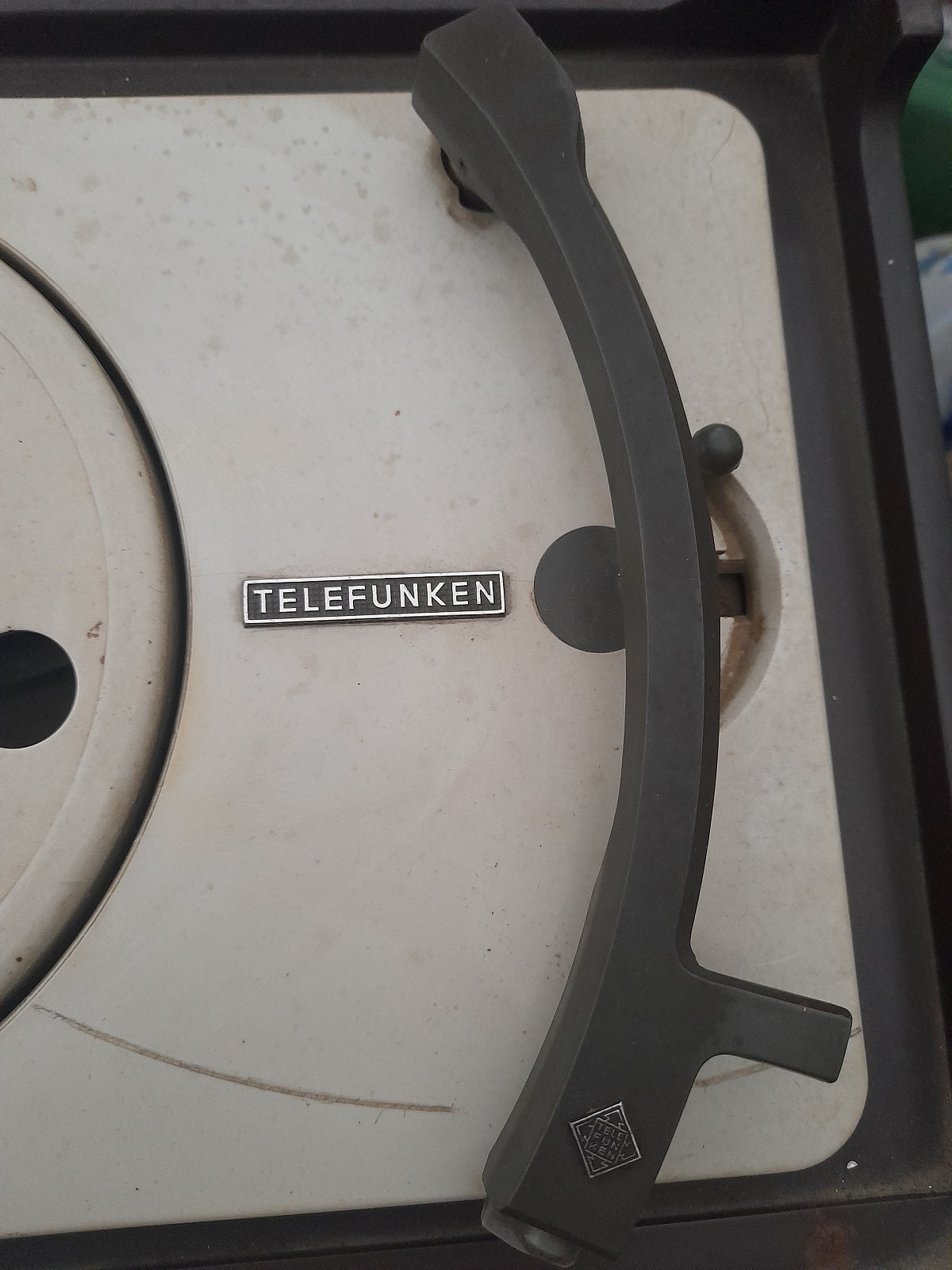 TELEFUNKEN MIGNONETTE RSF radio vintage