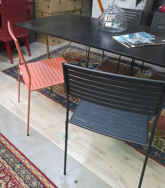 TERAMO - Sedia da giardino impilabile in acciaio