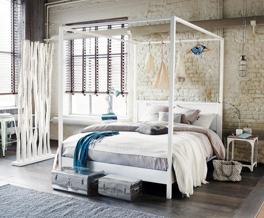 CELESTE - Letto a baldacchino in pino bianco