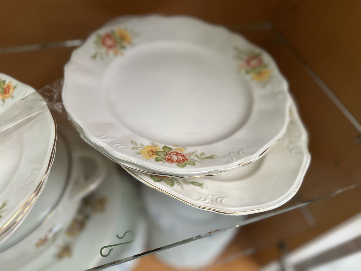 SERVIZIO PIATTI IN PORCELLANA