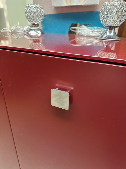 Armadio con ante, rosso rubino