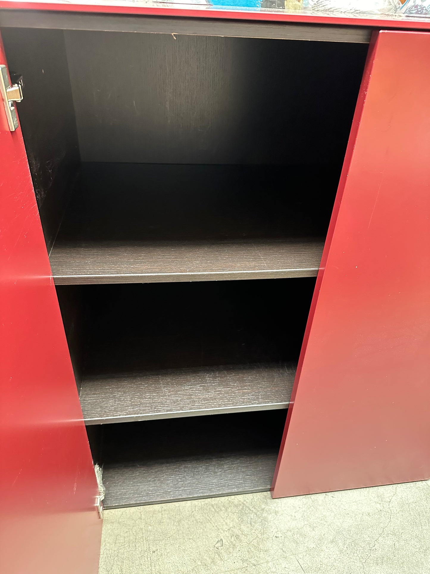 Armadio con ante, rosso rubino