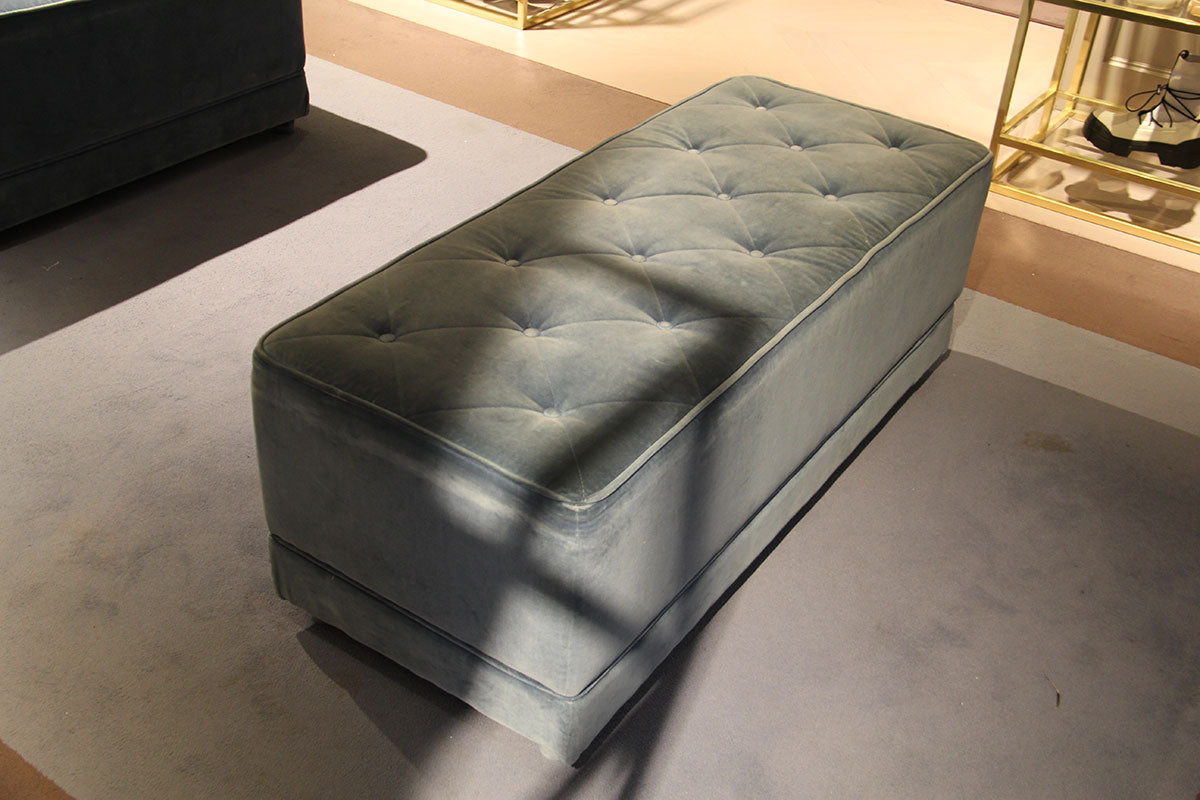 POUF in velluto blu 120x46x52