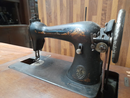 SINGER - Macchina da cucire a pedale