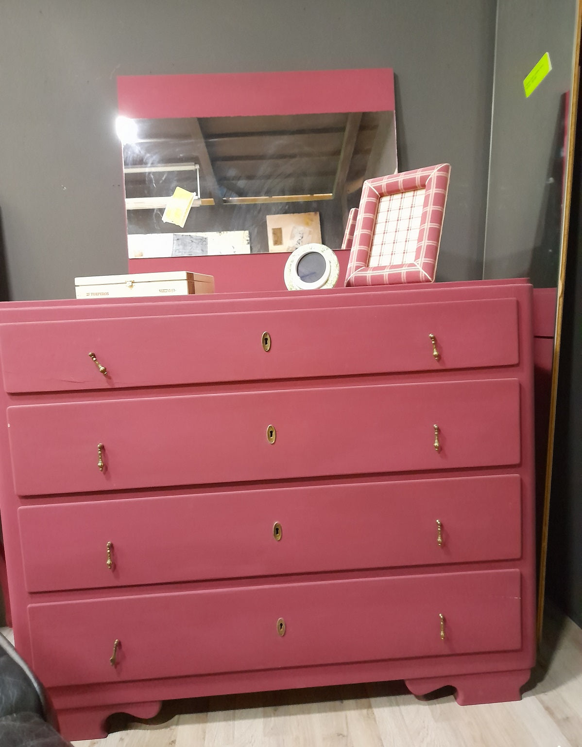 CASSETTIERA Bordeaux