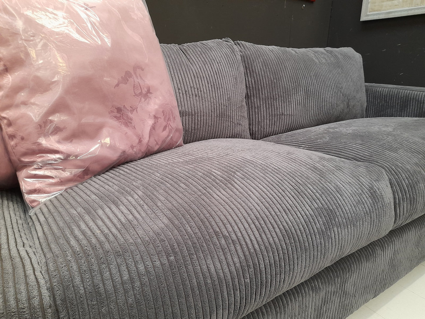 HOLDEN - Divano letto in velluto a coste grigio antracite