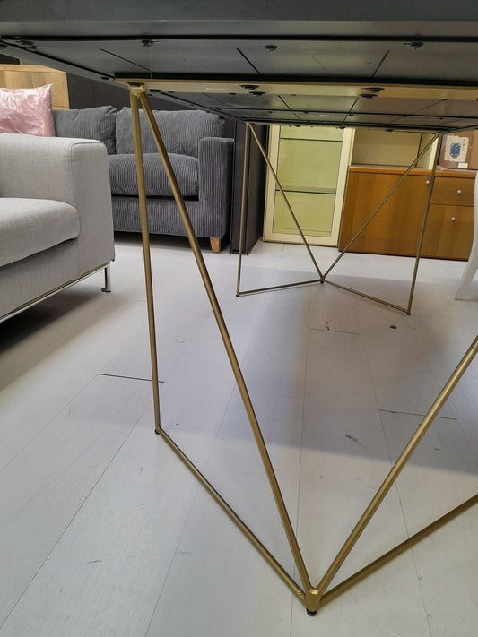 JAGGER - Tavolo da pranzo in legno nero e metallo dorato