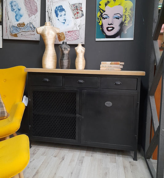 KONRAD - Credenza in metallo e legno di mango