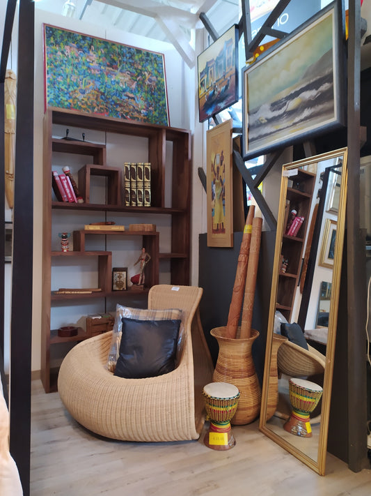 SPECCHIO con cornice dorata