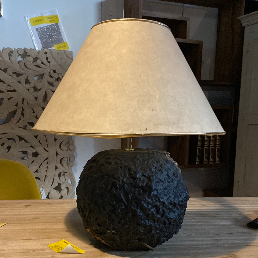 LAMPADA in pietra