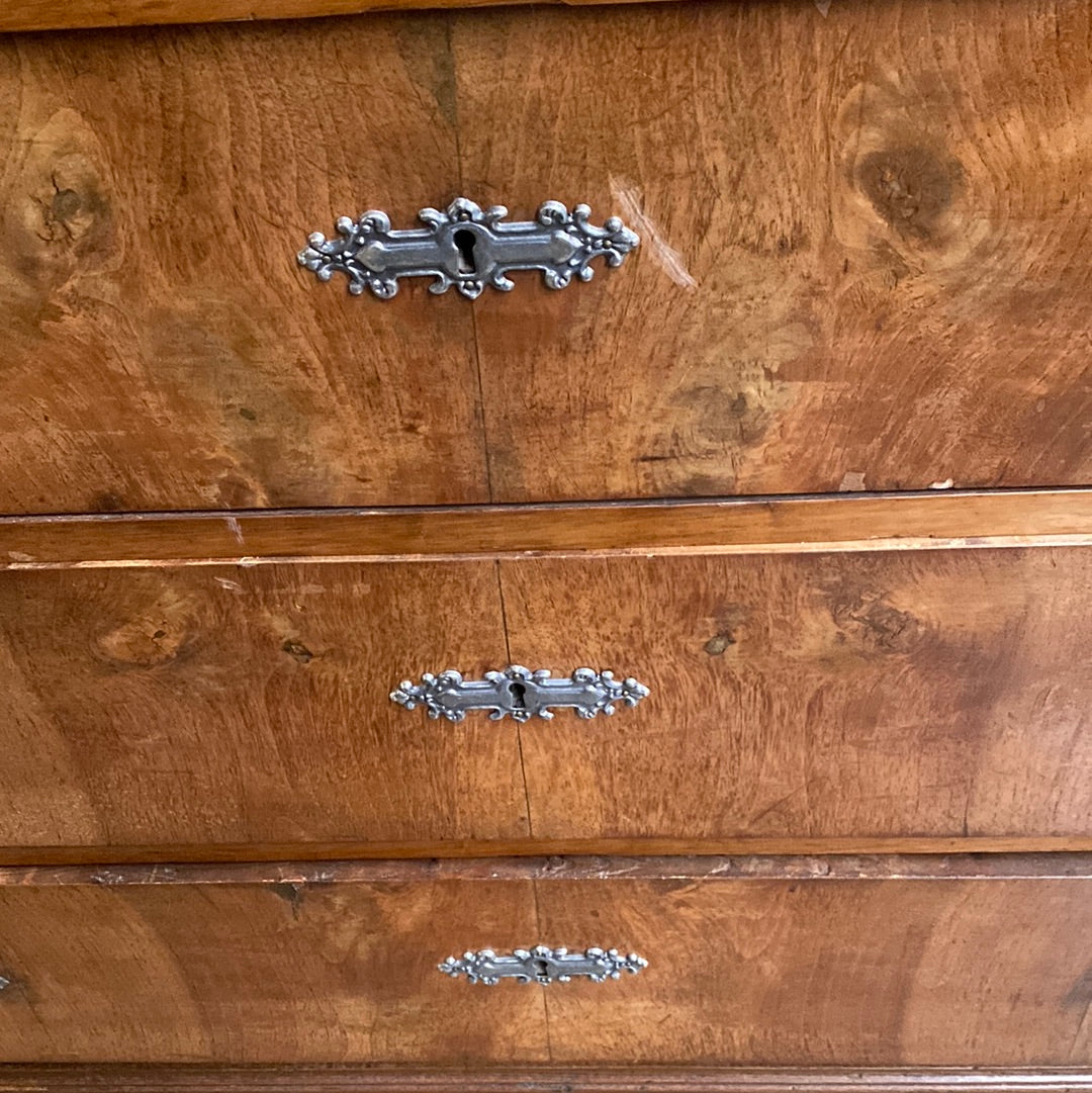 COMO' in legno classico