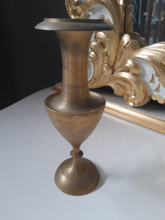 VASO in ottone inciso