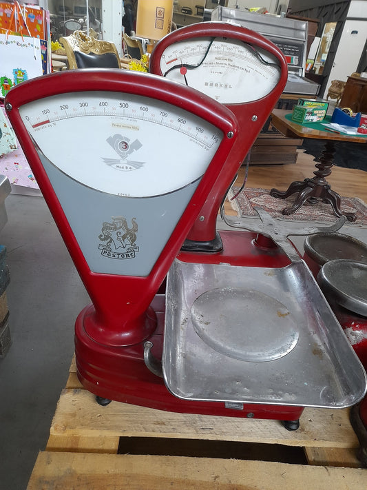 PASTORE bilancia un piatto rossa