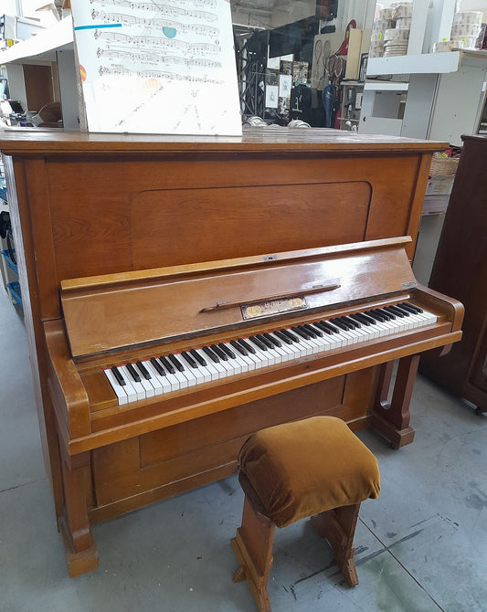 HUTTER pianoforte verticale