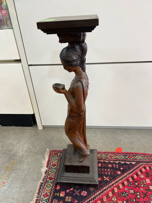 Statua il legno