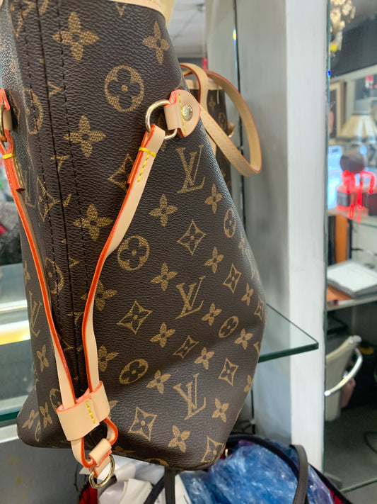 Borsa Tote di Lusso con Motivo Iconico