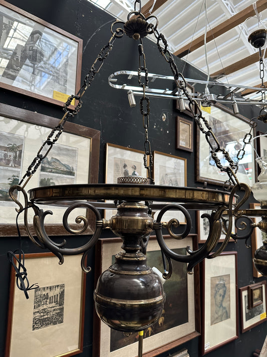 Lampadario style antico