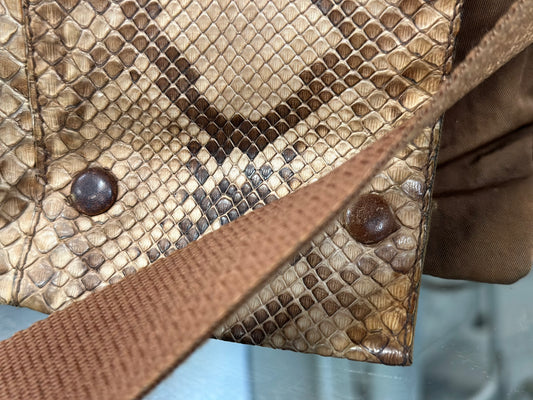 Borsa Prada vintage in pelle di serpente pitone.