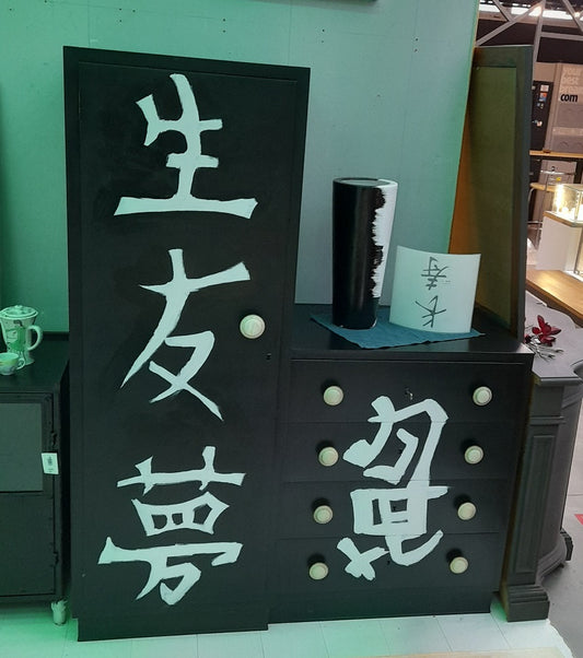 MOBILI in stile orientale