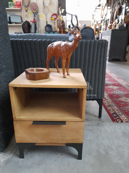 METROPOLIS - Comodino in mango